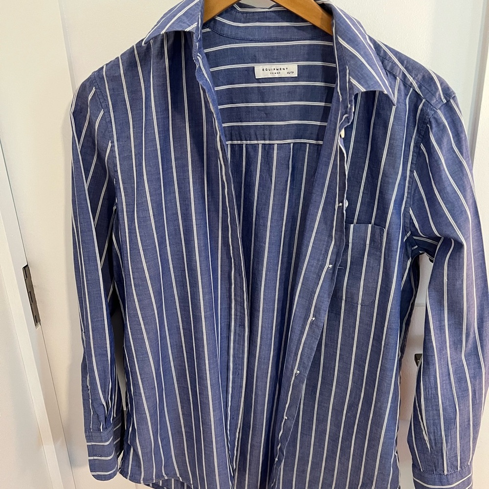 XS Equipment cotton button down